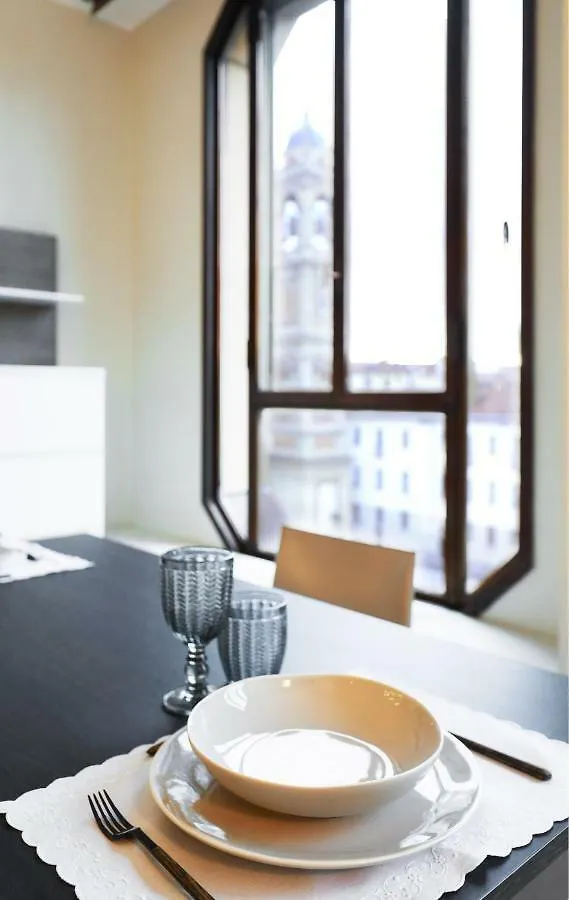 Duomo Luxury Apartment Milan 0*,  Italie